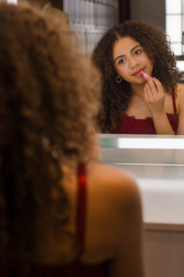 Child portrait session outdoors